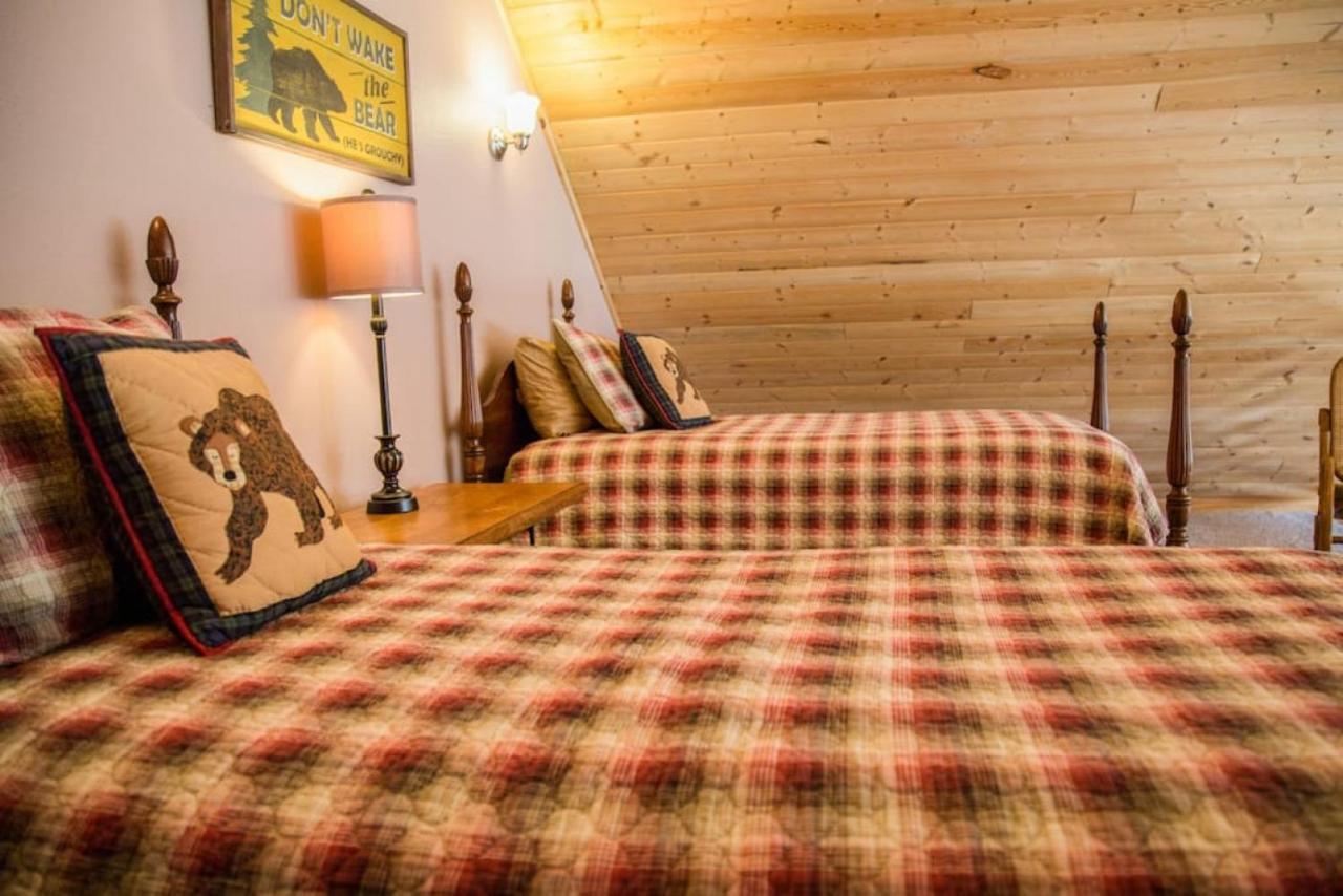 Twin Owls Lodge, Great For Families Master Bedroom, Loft, Full Kitchen, Dogs Ok Estes Park Exterior foto